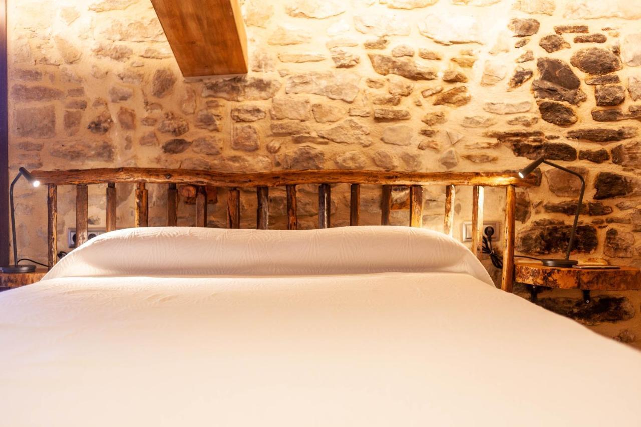 Casa Sanui. Apartaments Turistics Rurals Estorm المظهر الخارجي الصورة