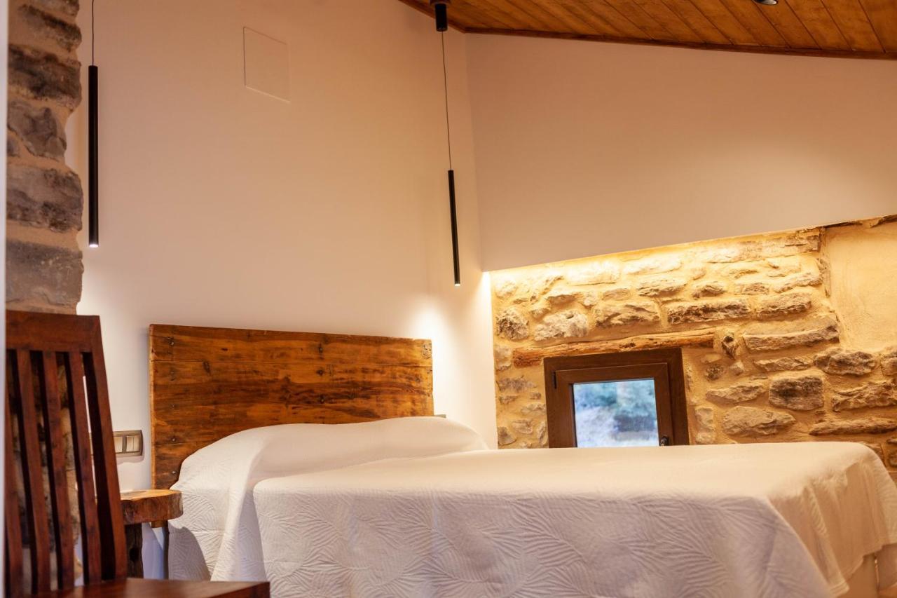 Casa Sanui. Apartaments Turistics Rurals Estorm المظهر الخارجي الصورة