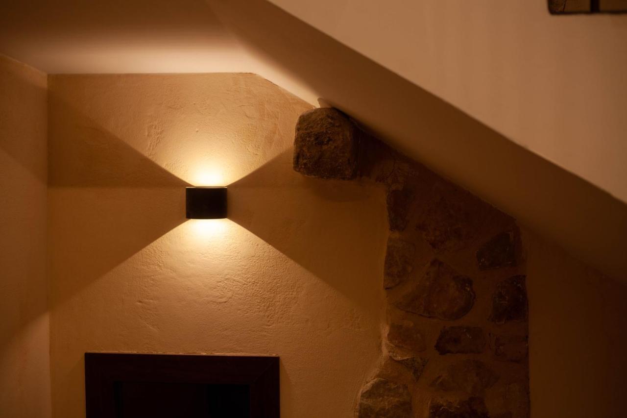 Casa Sanui. Apartaments Turistics Rurals Estorm المظهر الخارجي الصورة