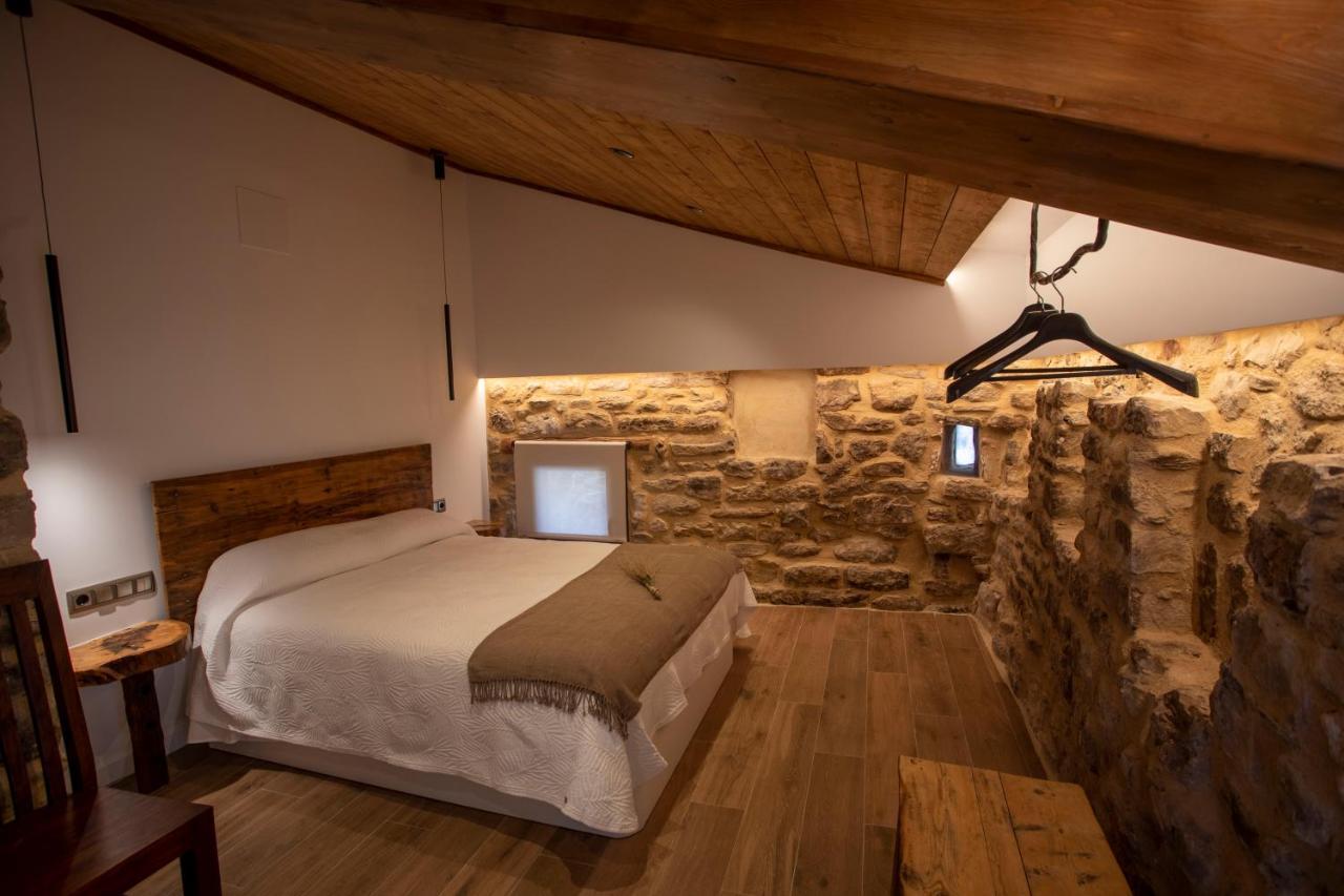 Casa Sanui. Apartaments Turistics Rurals Estorm المظهر الخارجي الصورة