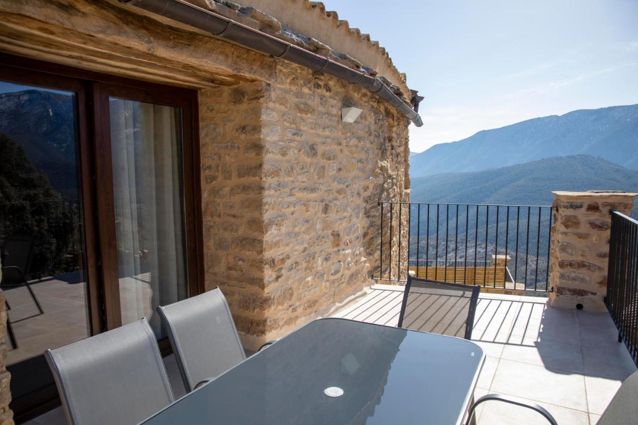 Casa Sanui. Apartaments Turistics Rurals Estorm المظهر الخارجي الصورة
