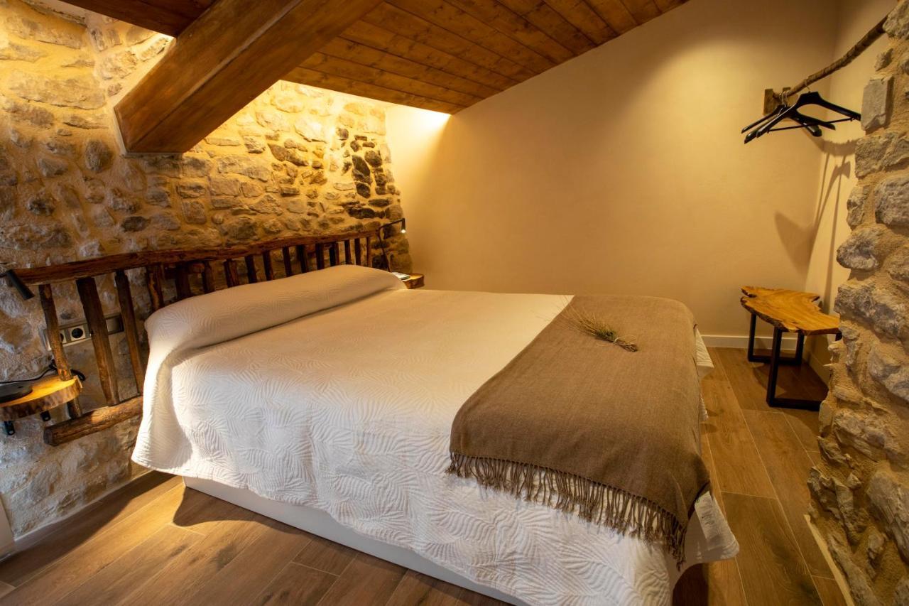Casa Sanui. Apartaments Turistics Rurals Estorm المظهر الخارجي الصورة