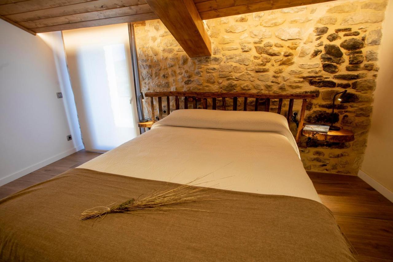 Casa Sanui. Apartaments Turistics Rurals Estorm المظهر الخارجي الصورة