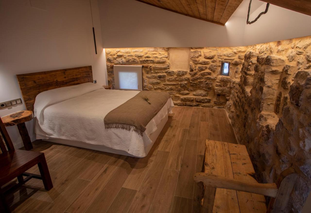 Casa Sanui. Apartaments Turistics Rurals Estorm المظهر الخارجي الصورة