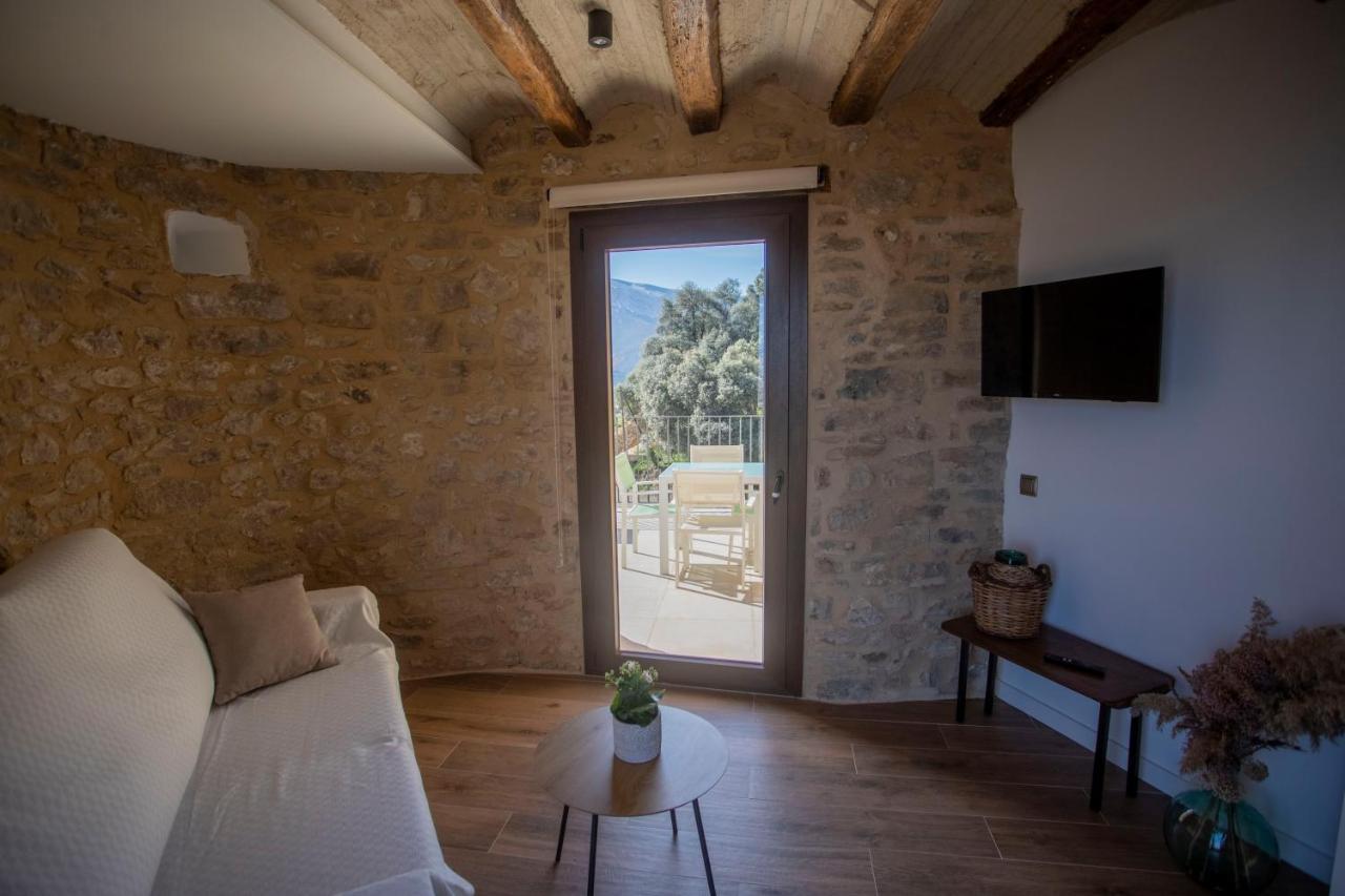 Casa Sanui. Apartaments Turistics Rurals Estorm المظهر الخارجي الصورة